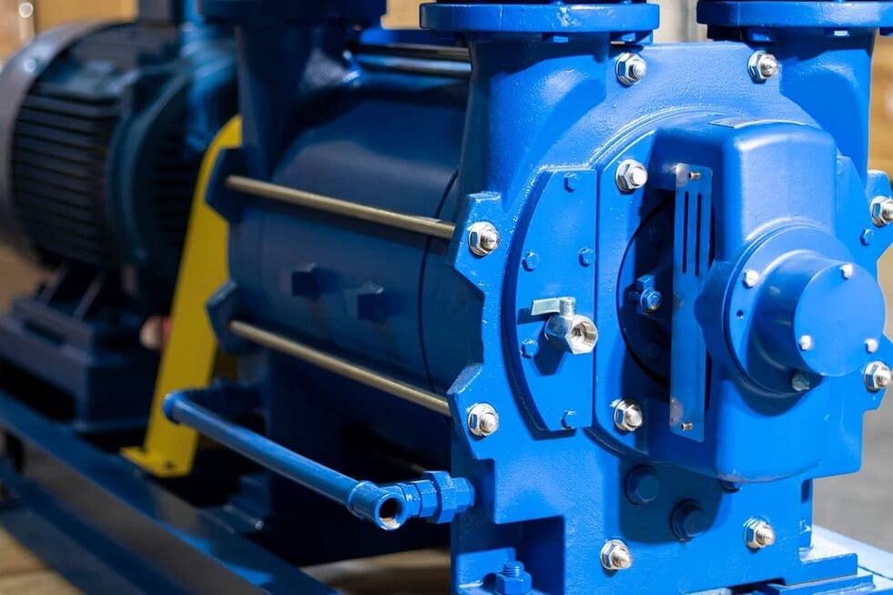 Водокольцевой вакуумный насос ERSTEVAK ELRS-11-112 ременной привод